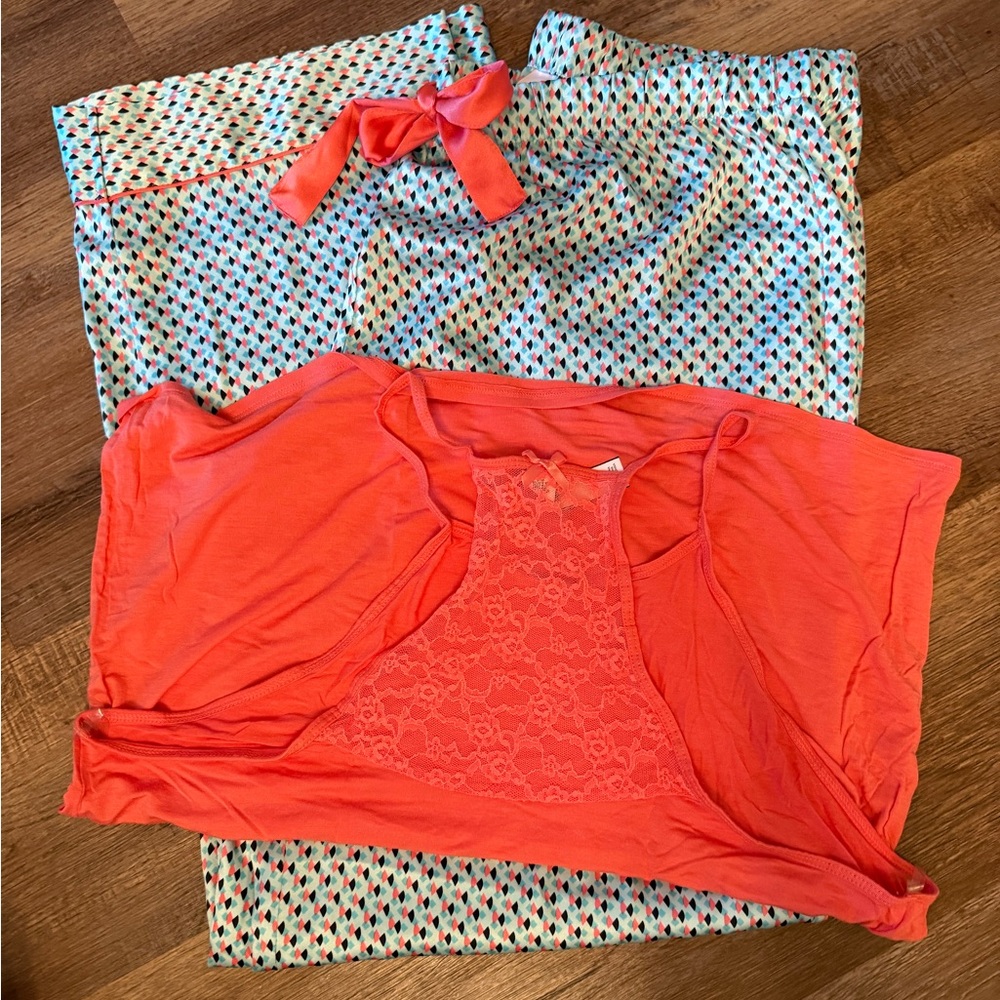 Victoria’s Secret pajama set